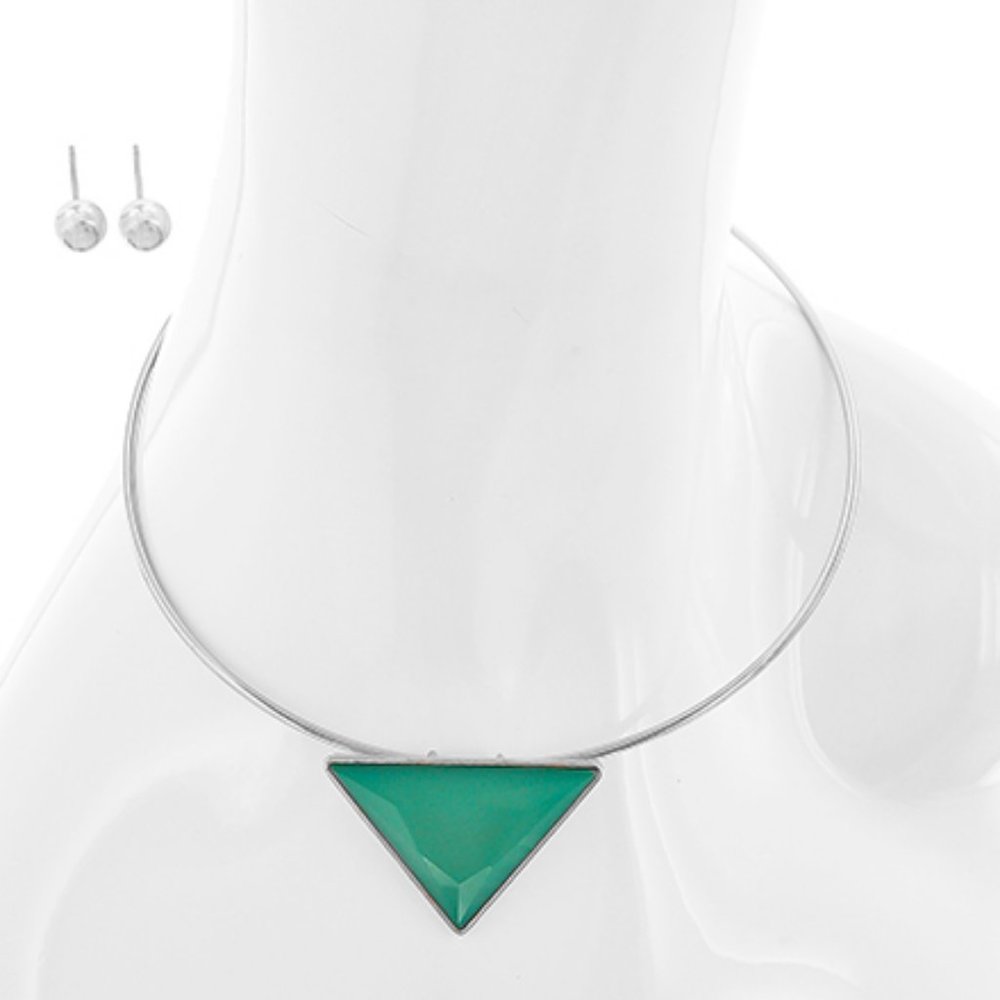 CHOKER STYLE TRIANGLE PENDNAT NECKLACE & EARRINGS